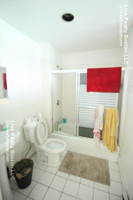 Foto principal - 134 Chiswick Rd