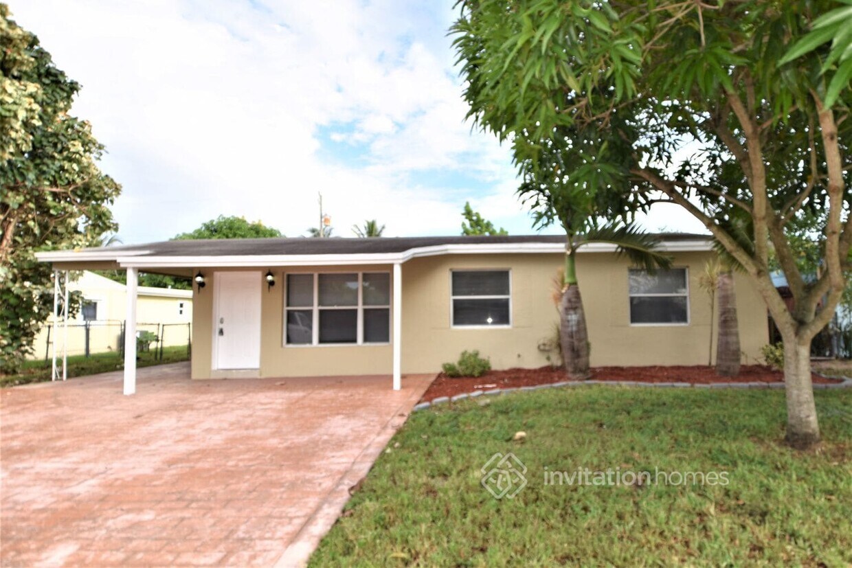 Primary Photo - 6451 SW 17th St