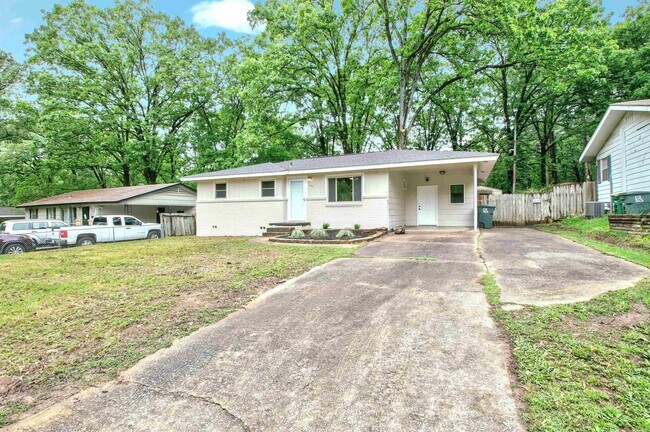 Building Photo - 7002 W Wakefield Dr