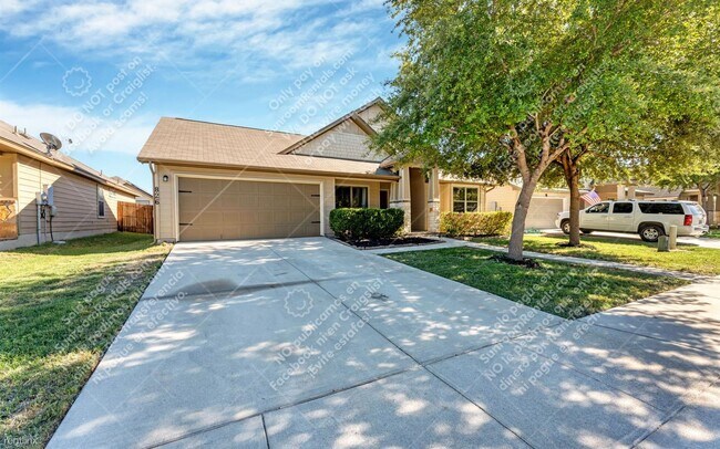 Foto del edificio - 3 br, 2 bath House - 826 Madison Ave