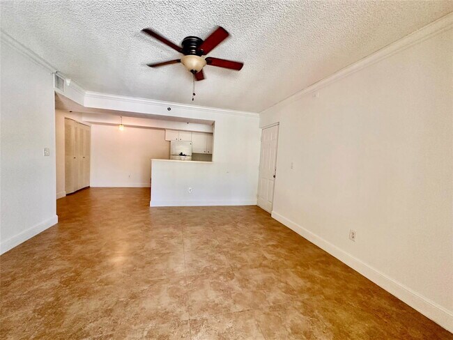 Foto del edificio - 5550 NW 61st St