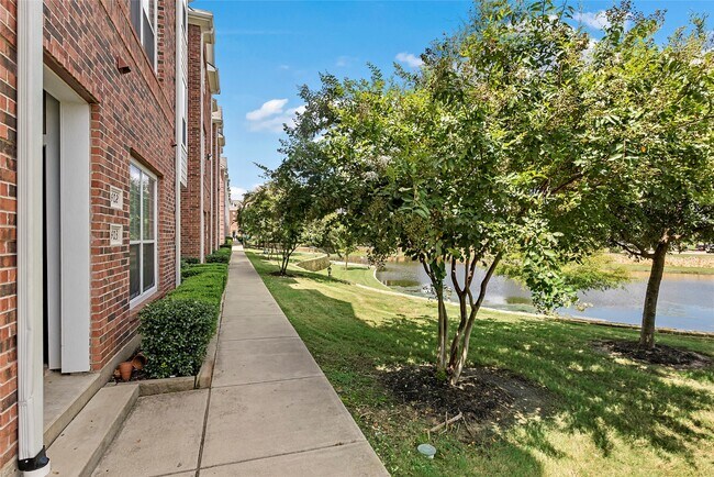 Foto del edificio - 1198 Jones-Butler Rd