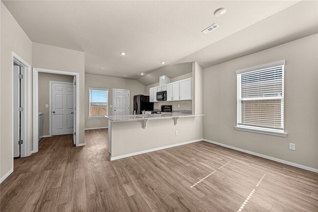 Building Photo - 990 Morningside Dr