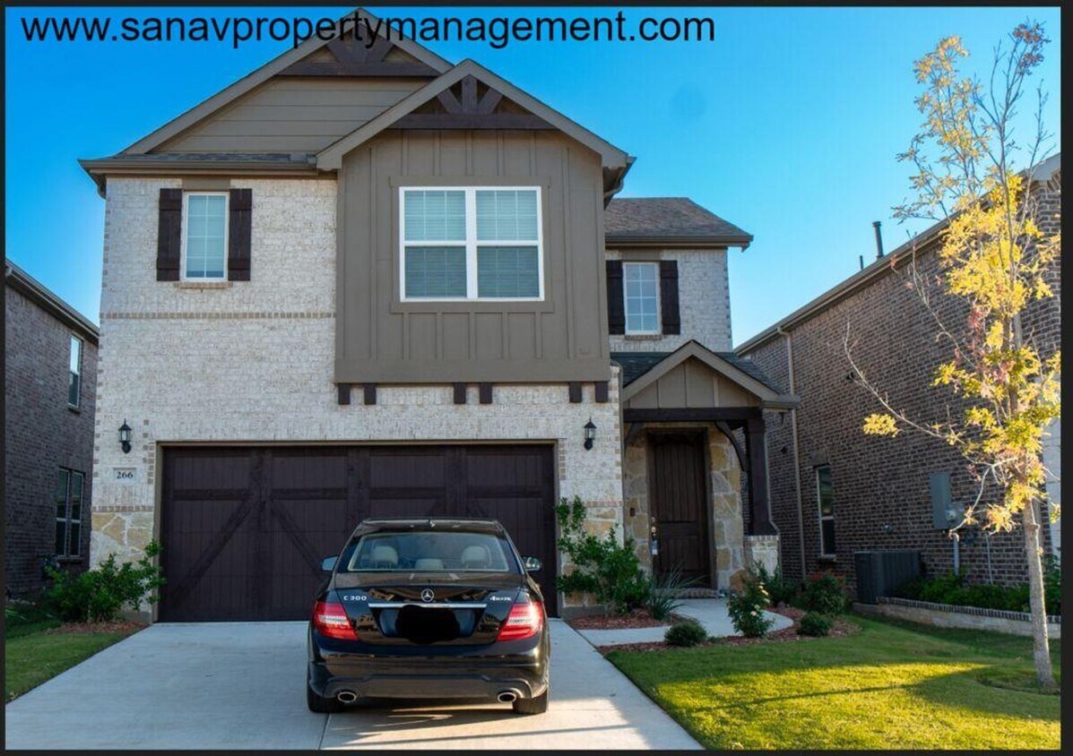 Primary Photo - "Charming Two-Story Rental Home with Spaci...