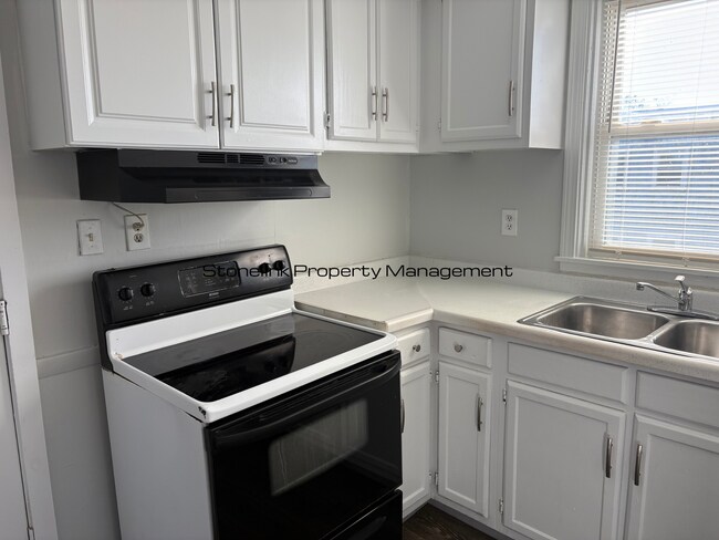 Foto del edificio - 21 Kenyon Ave