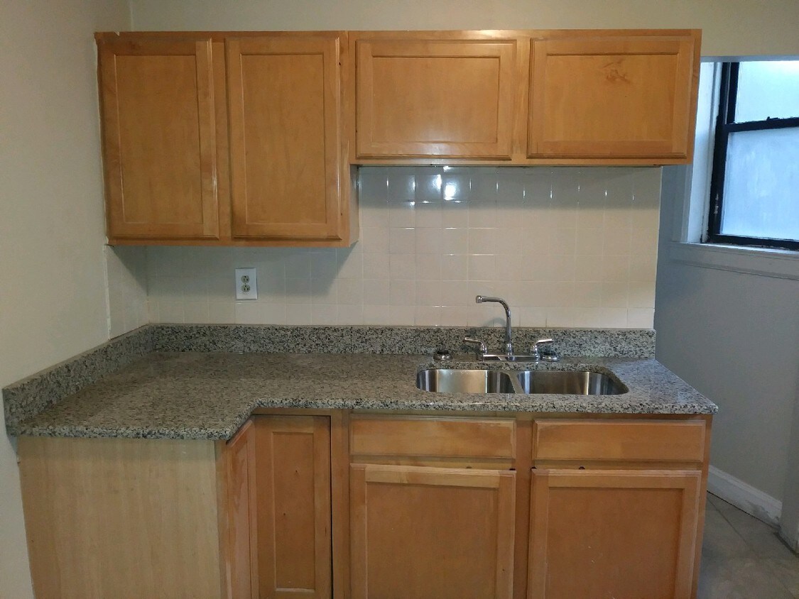 Foto principal - 4410 N Sheridan Rd