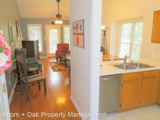 Building Photo - 3 br, 2 bath House - 4220 Old Brick Court