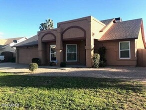 Building Photo - 4803 E Princess Dr