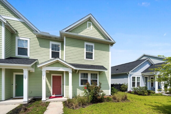 Building Photo - "Charming Townhouse within Carnes Crossroa...