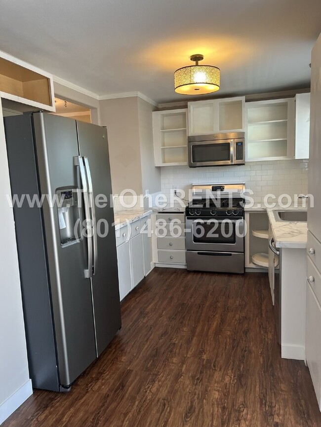 Building Photo - for a limited time, this property offers n...