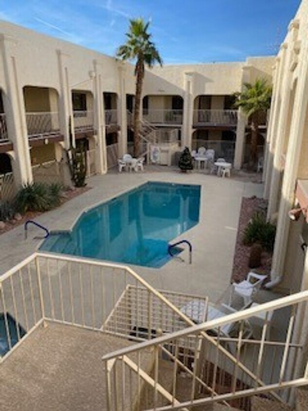 Foto principal - 55+ Community Furnished Condo