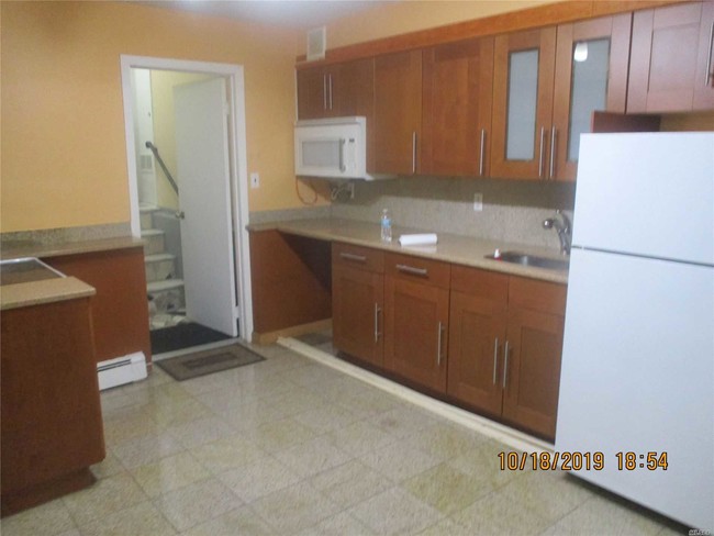 Foto del edificio - 93 Serpentine Ln