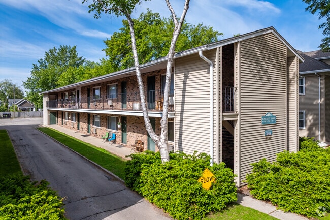Building Photo - Walnut Park Apartments