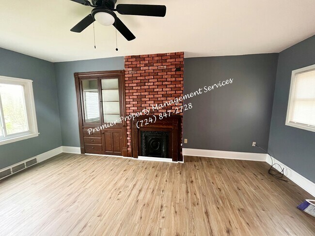 Foto del edificio - 1060 4th Ave