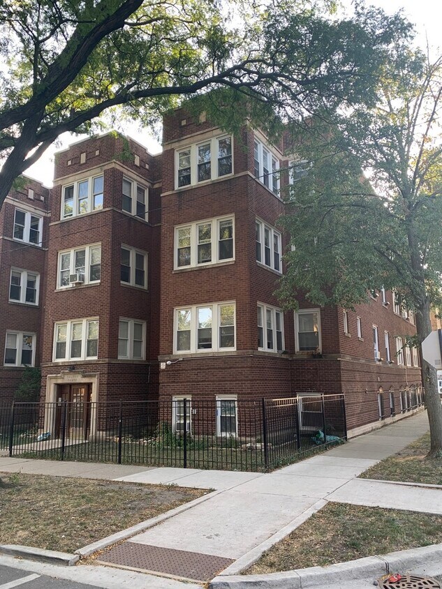 2641 W Ainslie St, Chicago, IL 60625 House Rental in Chicago, IL