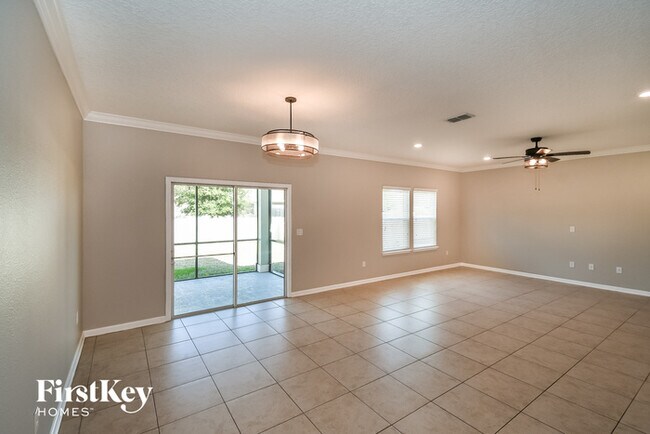 Foto del edificio - 10143 Dogwood Creek Dr