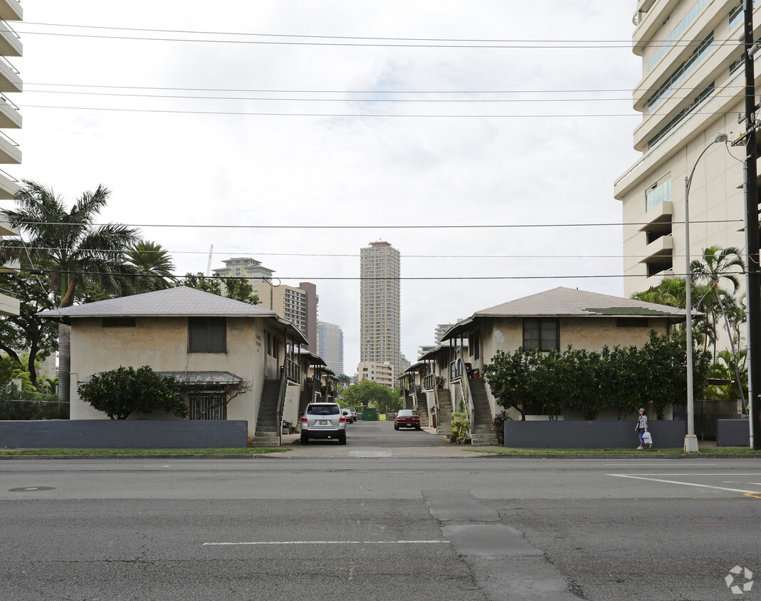 Building Photo - Kapiolani Apartments