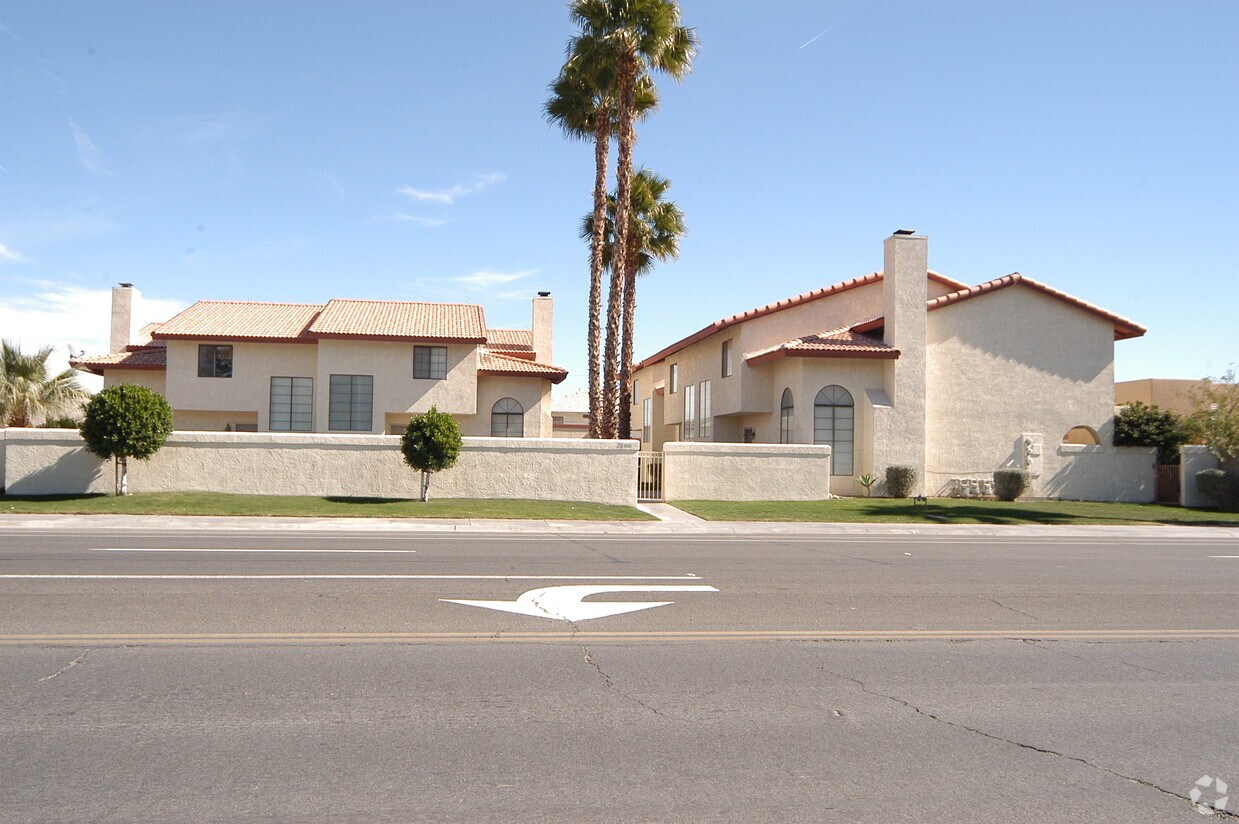 Primary Photo - 28100 Landau Blvd
