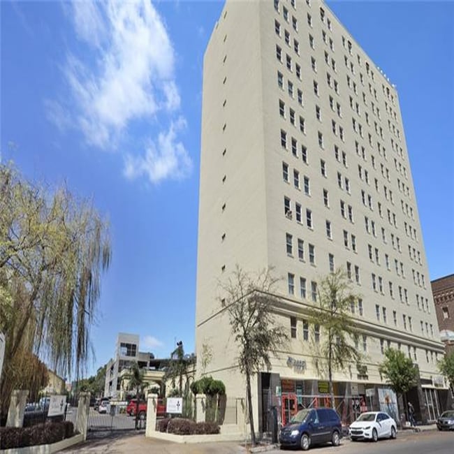 Building Photo - 1205 Saint Charles Ave