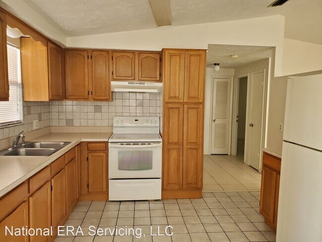 Foto del edificio - 2 br, 1 bath House - 4118 Las Vegas Dr