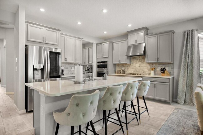 Foto del edificio - 10367 Boyette Brook St
