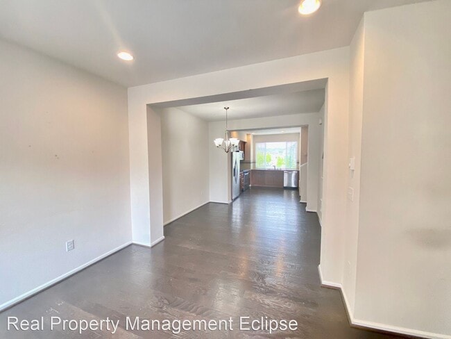 Building Photo - 2 br, 2.5 bath House - 4410 136th St. SE U...