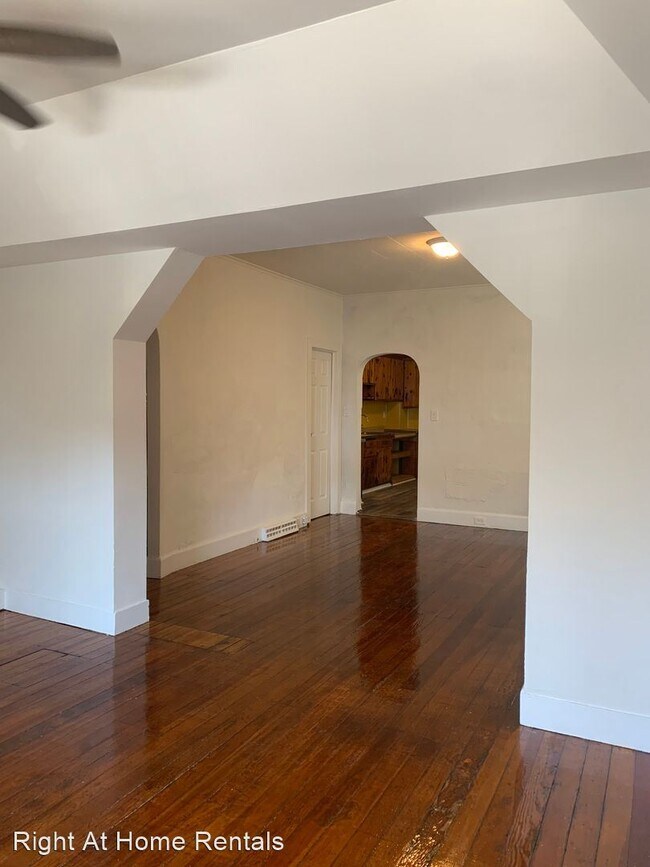 Foto del edificio - 3 br, 1.5 bath House - 905 Bushkill St