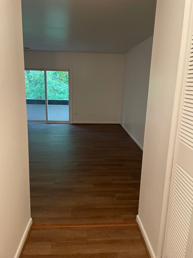 10250 Prince Plz Unit 206, Largo, MD 20774 Condo for Rent in Largo, MD