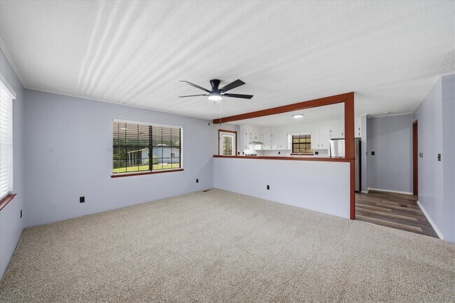 Foto del edificio - 250 Goodfield Creek Rd