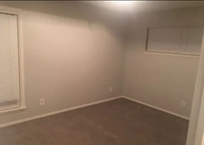 Building Photo - 7942 Habersham Ln