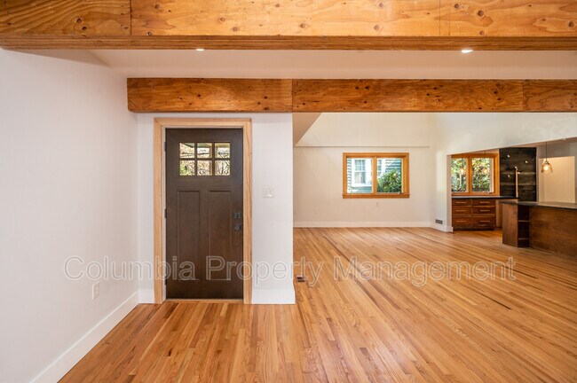 Foto del edificio - 3911 Kennedy St