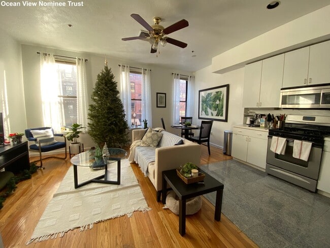 Foto del edificio - 240 Hanover St