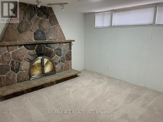 Building Photo - 29 Pegasus Trail