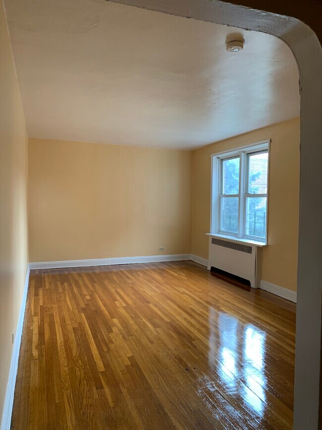 Foto del edificio - 342 E 4th St