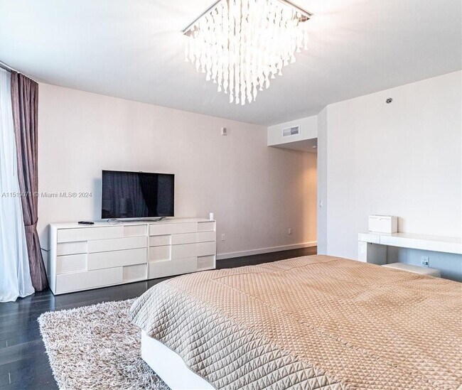 Foto del edificio - 2711 S Ocean Dr