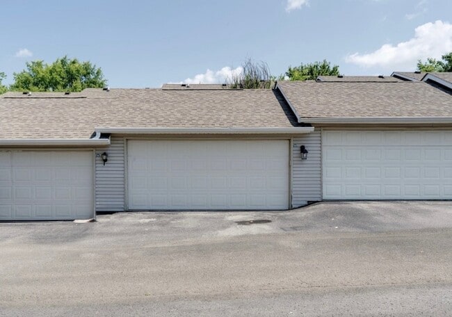 Photo - 104 Waterview Dr Apartment