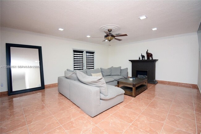 Foto del edificio - 10301 SW 199th St