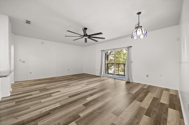 Building Photo - 126 Vista Verdi Cir