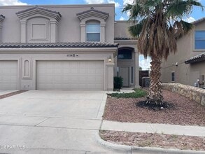 Building Photo - 11726 Dos Palmas Dr