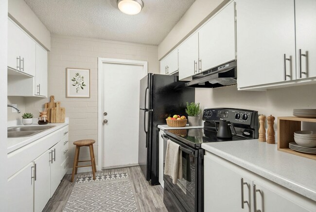 Building Photo - Oasis