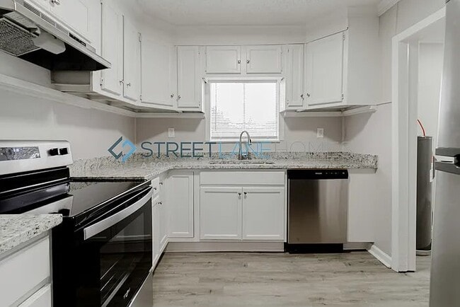 Building Photo - 7722 Martin Luther King Dr NW