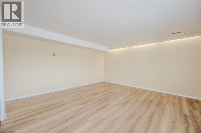Photo du bâtiment - 22 Mill St S