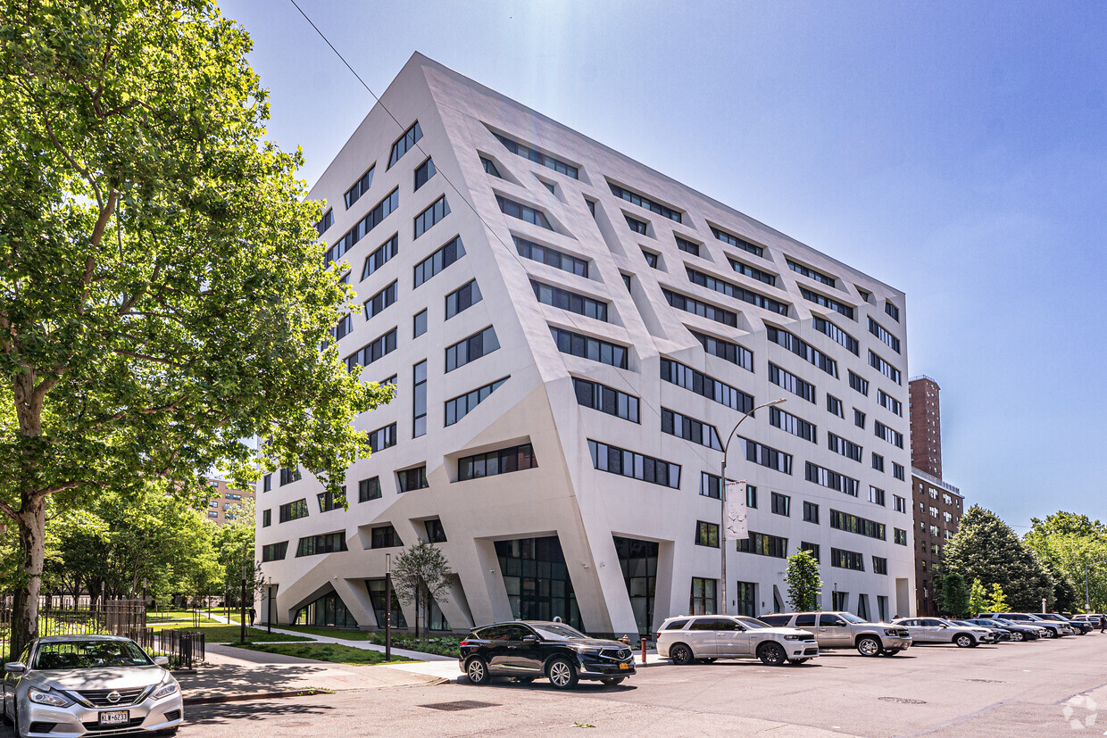 Foto del edificio - The Atrium at Sumner