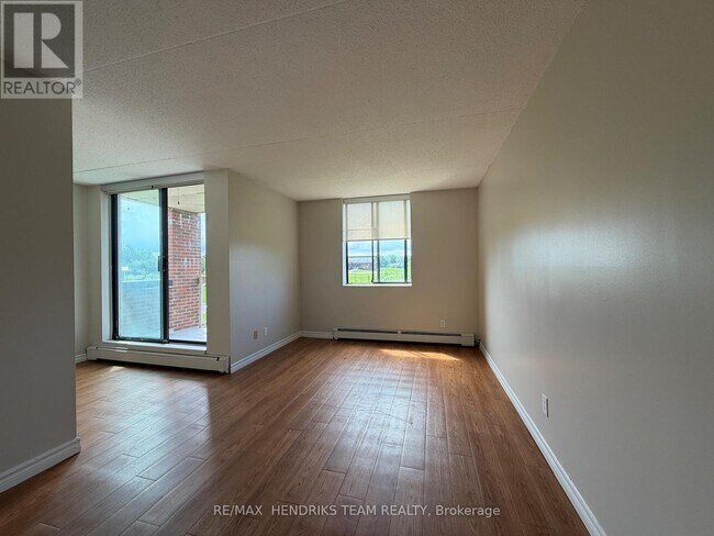 Building Photo - 80 Rockwood Ave