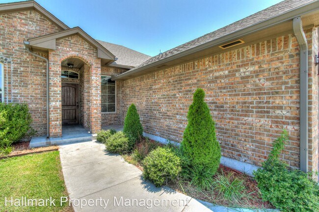 Building Photo - 3 br, 2 bath House - 863 Cardan Place