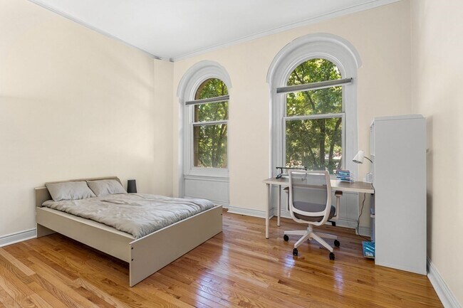 Foto del edificio - 4 Charlesgate E