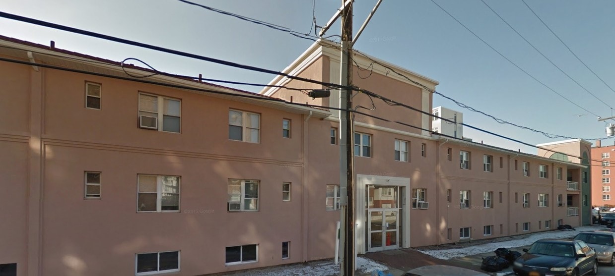 Monroe Beach Apartments Apartments in Long Beach, NY