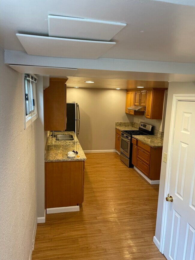 Kitchen - 1407 NE 71st Ave