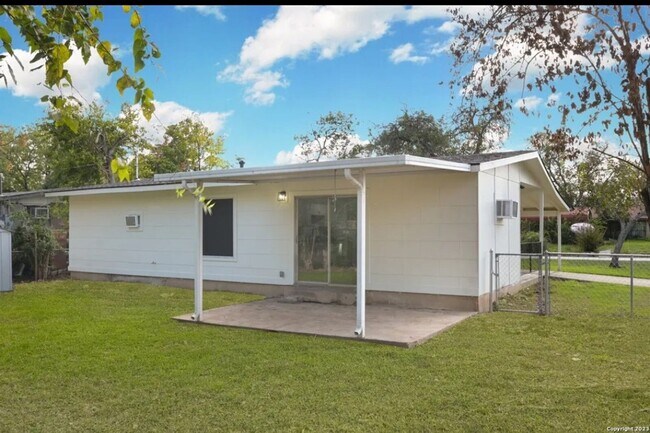 Foto del edificio - 159 Wayfarer Pl