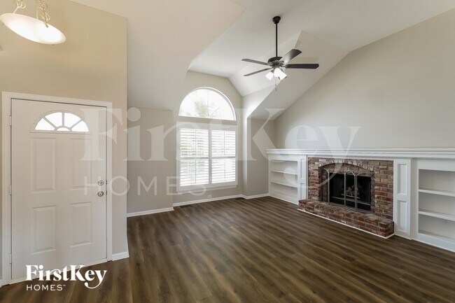 Foto del edificio - 15049 W 145th St